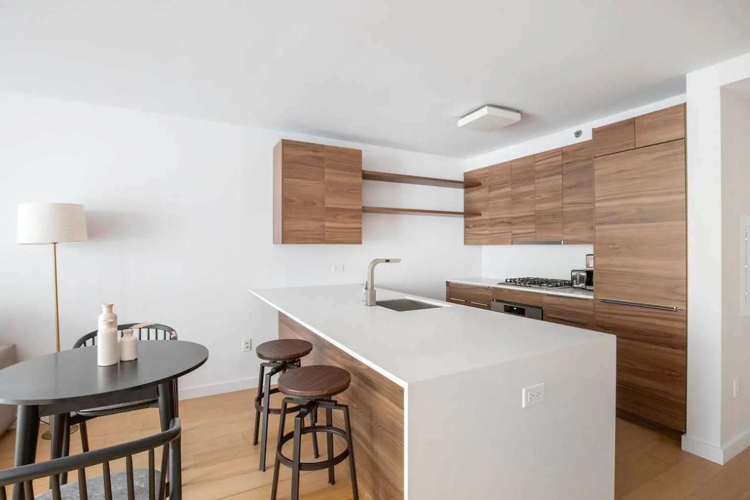 Les 1Br W Gym Doorman Wd Nr Park Nyc-1314 Apartment New York