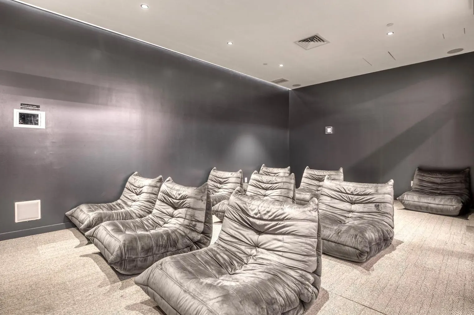 Les 1Br W Gym Doorman Wd Nr Park Nyc-1314 Apartment New York