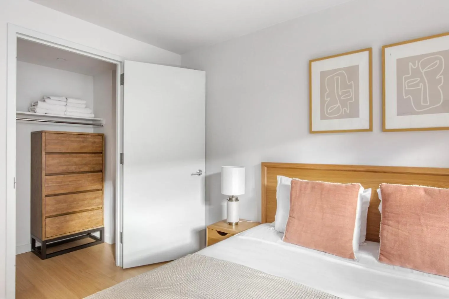 Les 1Br W Gym Doorman Wd Nr Park Nyc-1314 Apartment New York